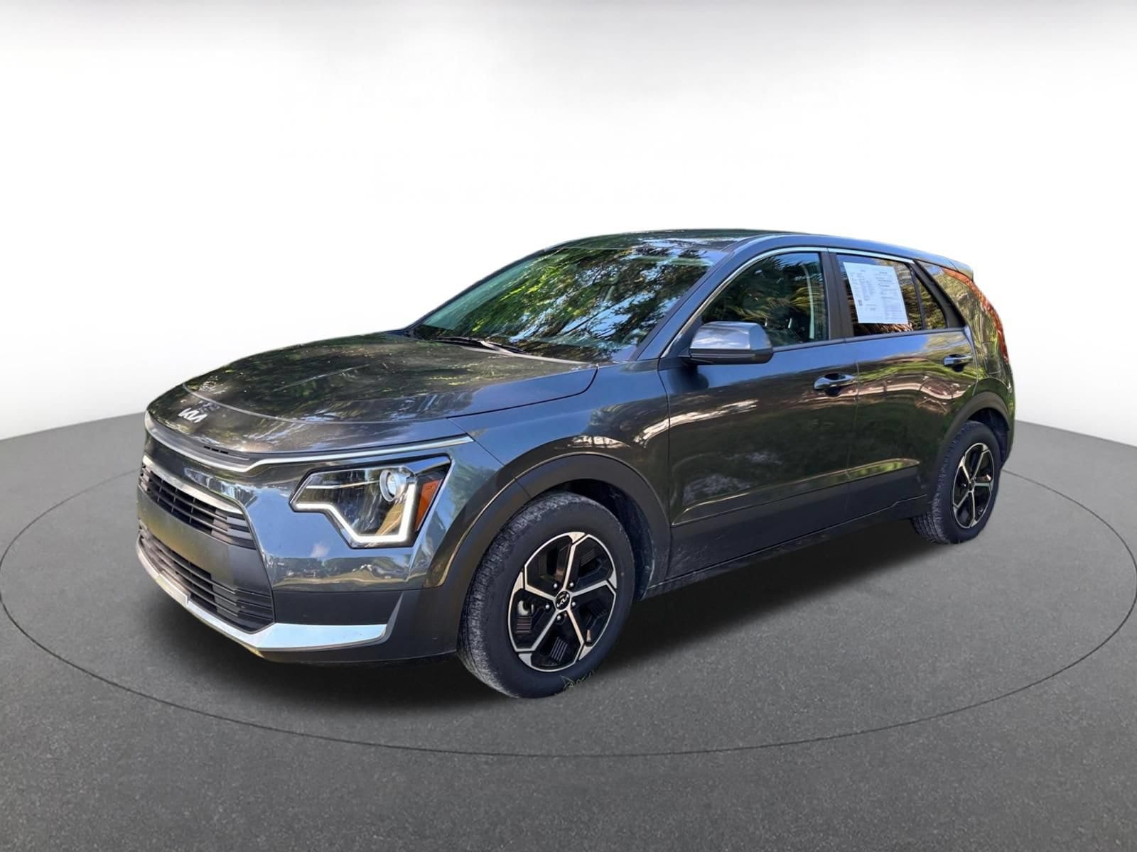 Thumbnail: 2026 Kia Niro - 4