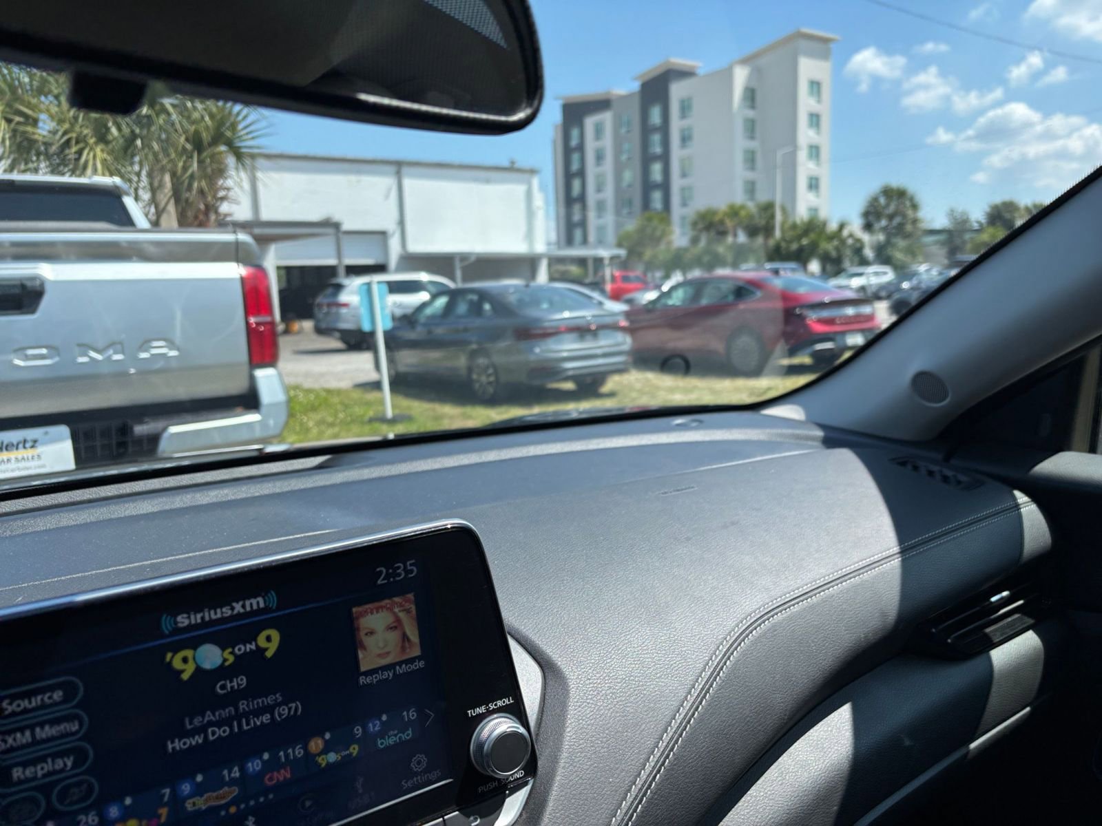 Thumbnail: 2025 Nissan Sentra - 35