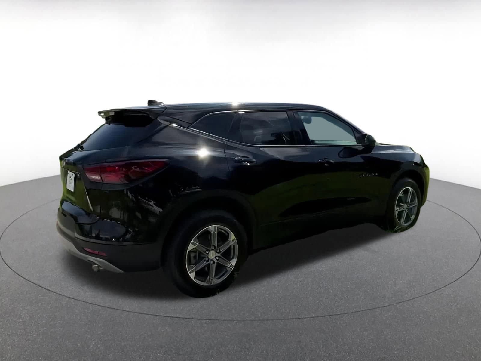 Thumbnail: 2023 Chevrolet Blazer - 11