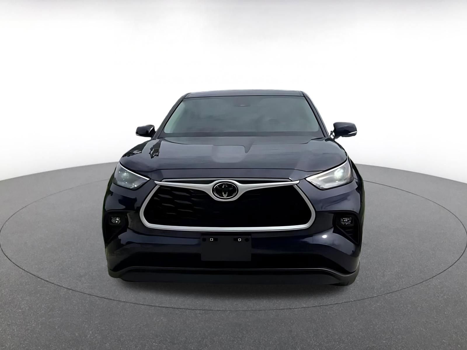 Thumbnail: 2025 Toyota Highlander - 3