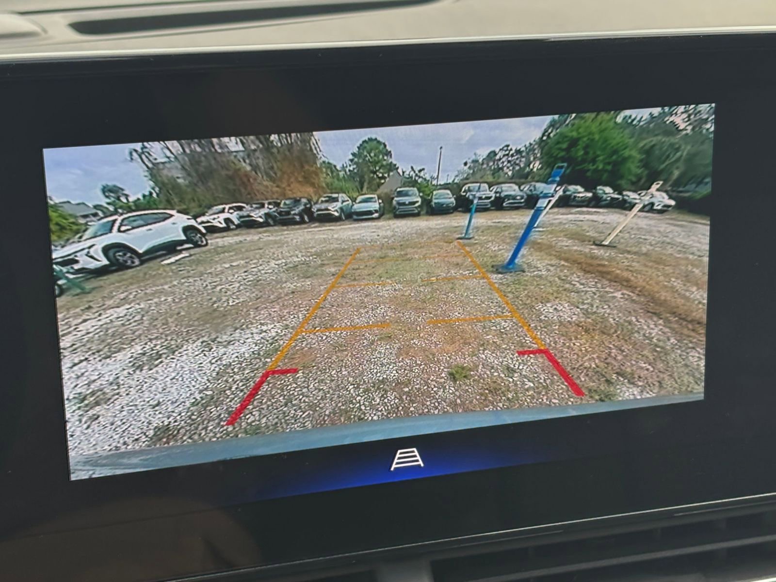 Thumbnail: 2025 Chevrolet Trax - 17