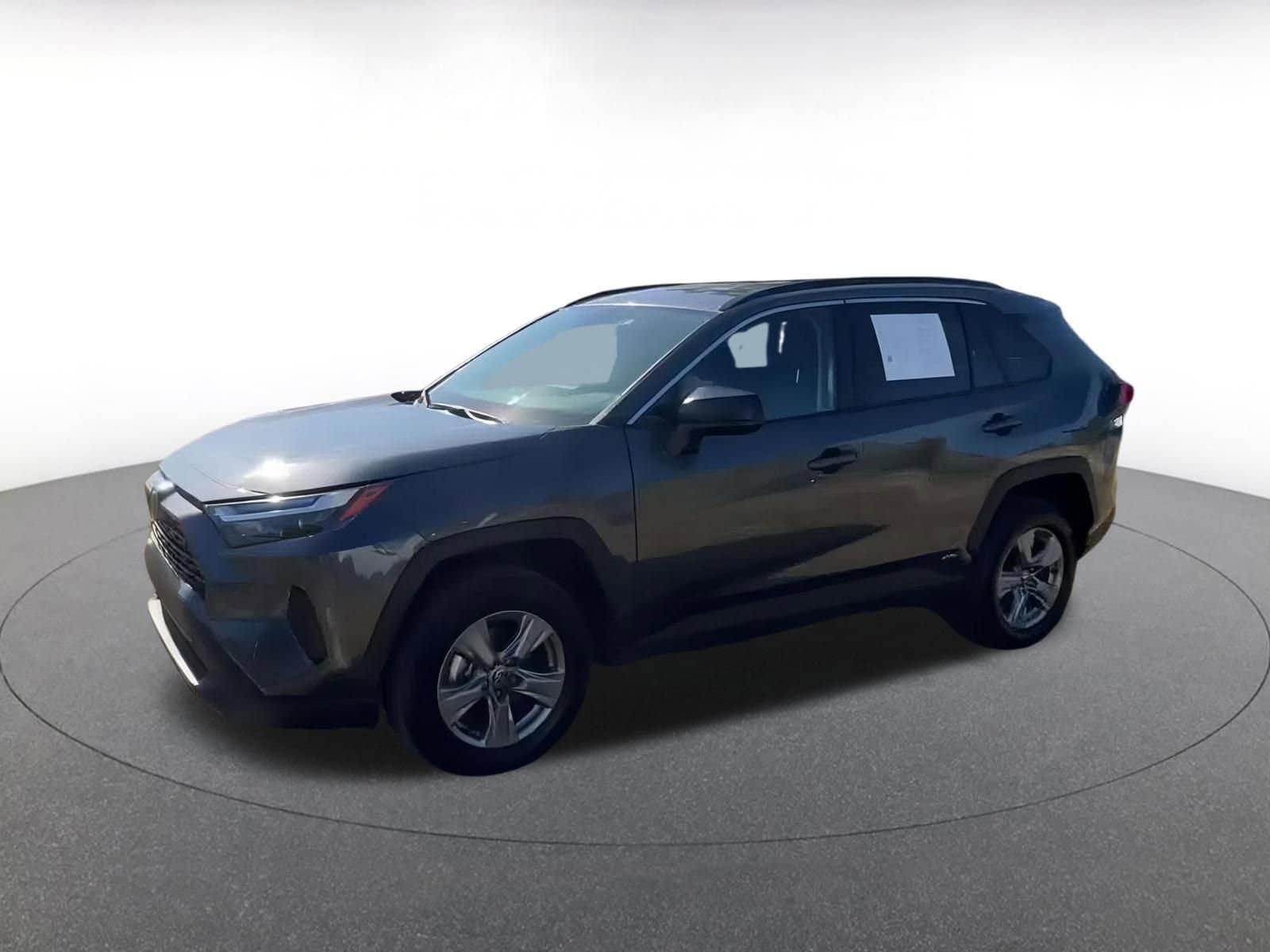 Thumbnail: 2025 Toyota RAV4 - 8