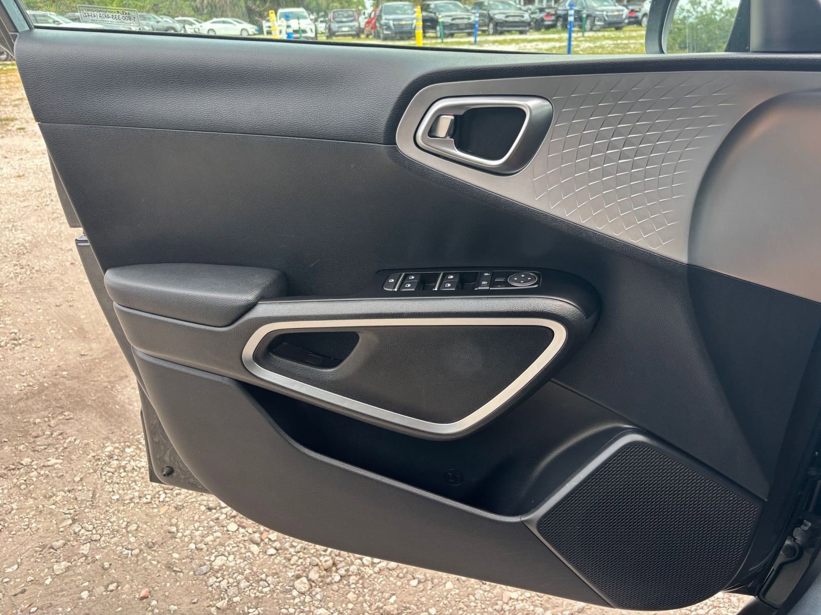 Thumbnail: 2023 Kia Soul - 16