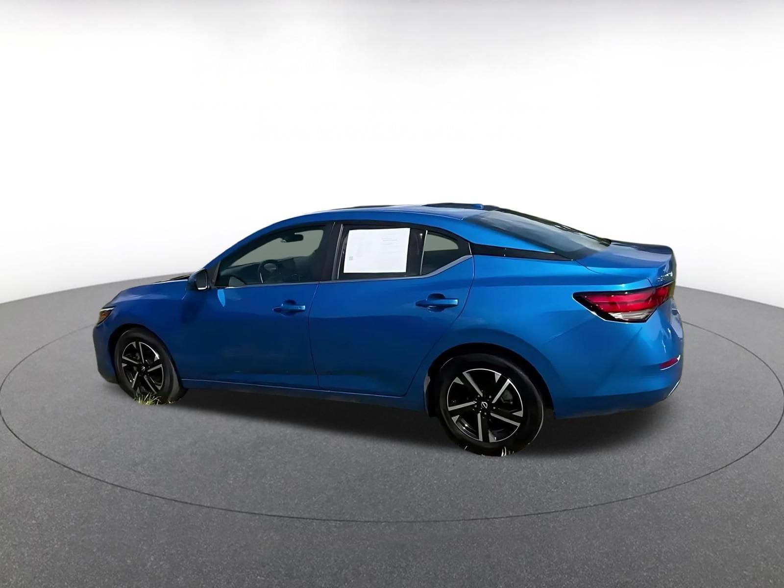 Thumbnail: 2025 Nissan Sentra - 9
