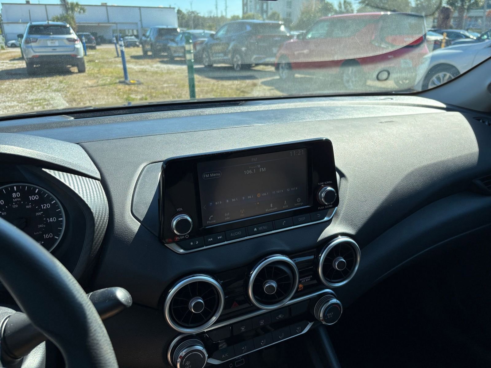 Thumbnail: 2025 Nissan Sentra - 20