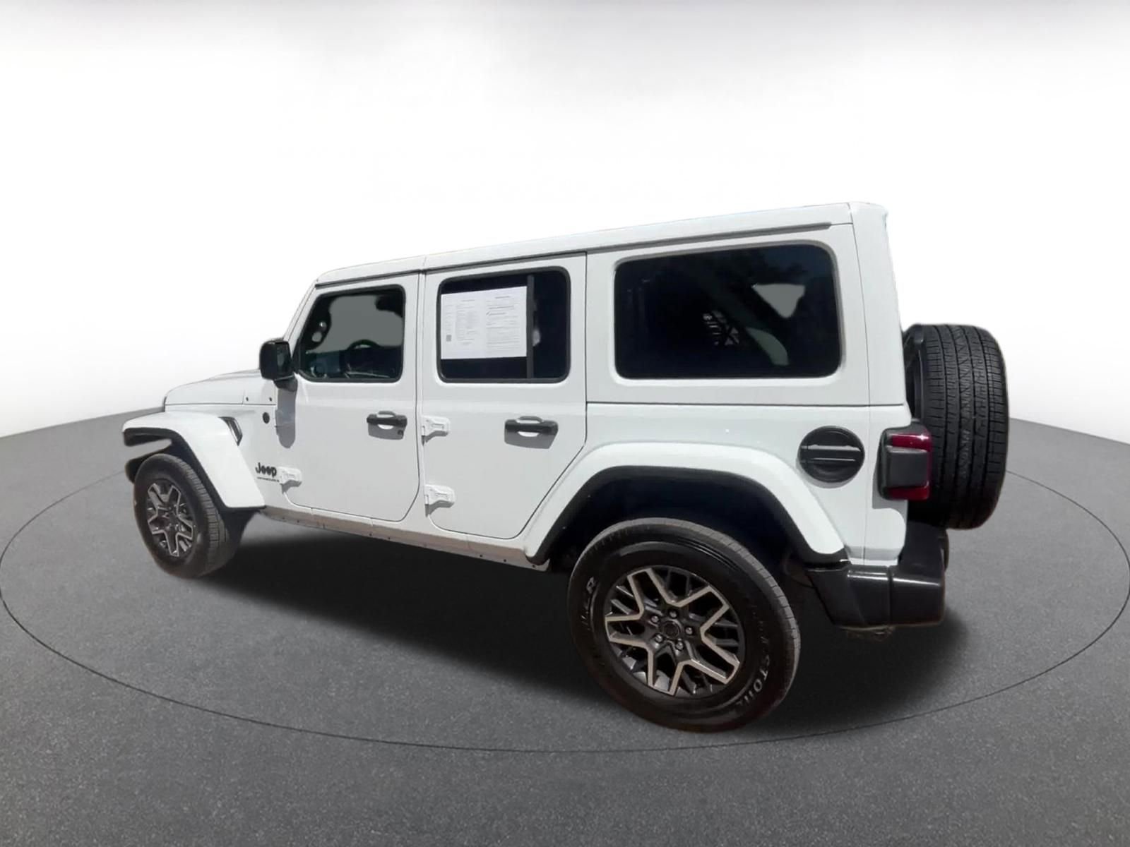 Thumbnail: 2025 Jeep Wrangler - 12