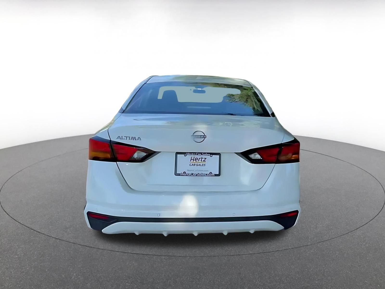 Thumbnail: 2025 Nissan Altima - 12