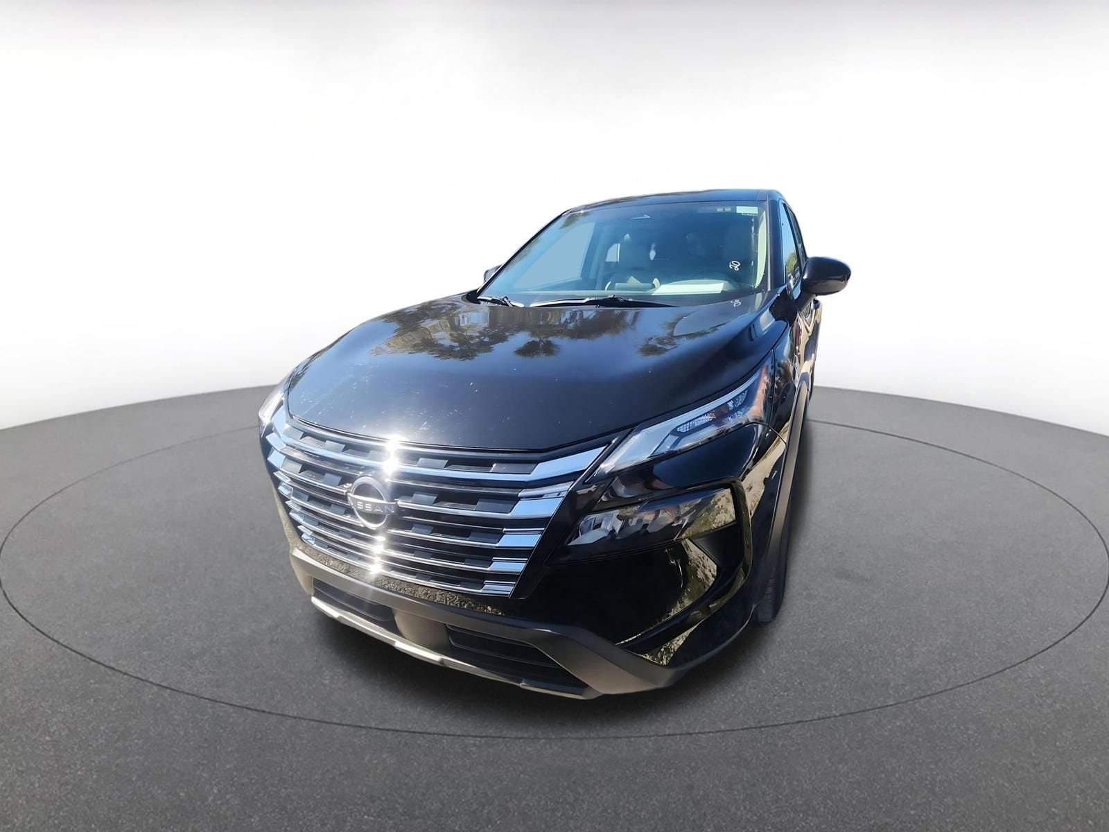 Thumbnail: 2025 Nissan Rogue - 2