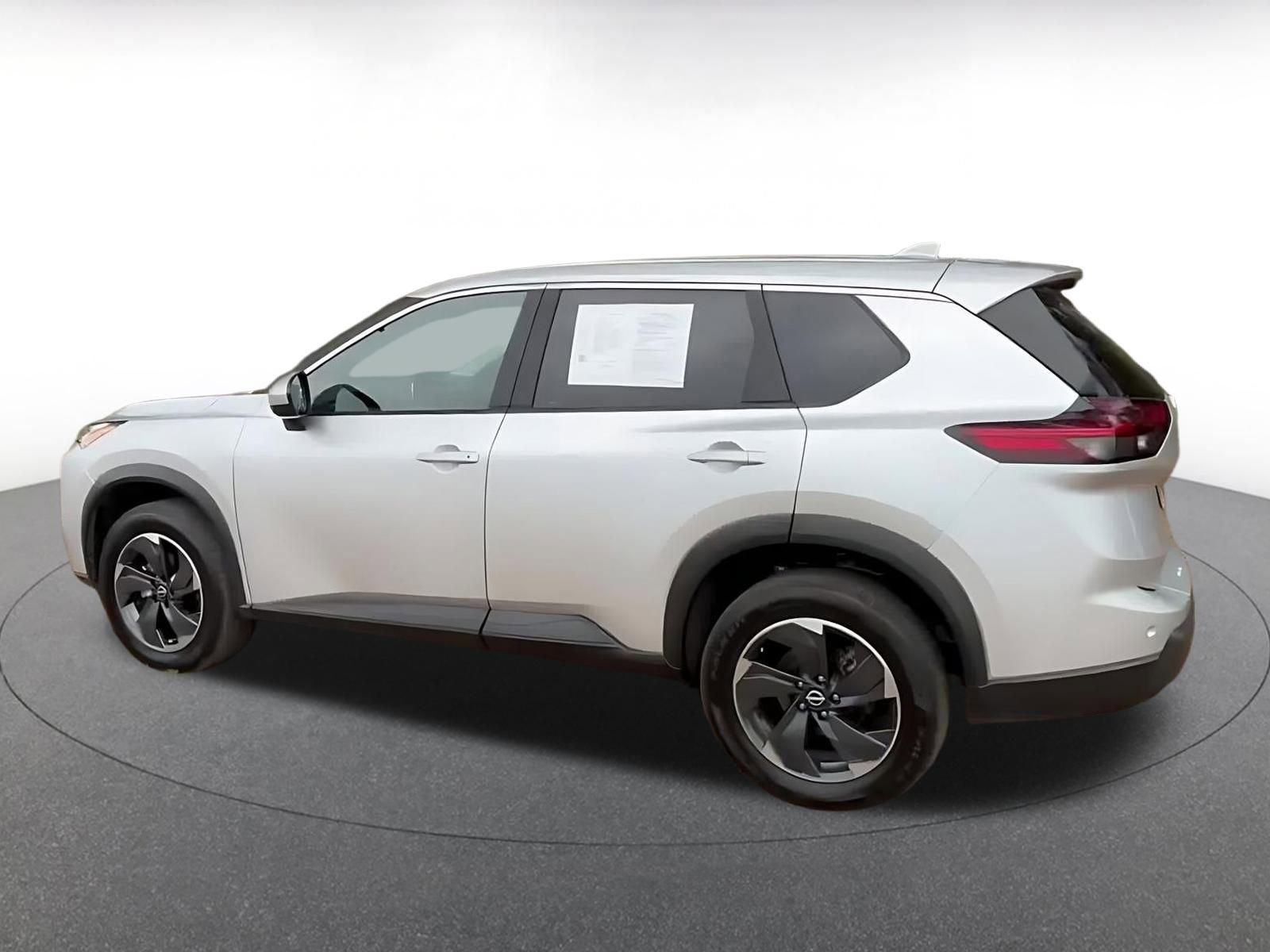 Thumbnail: 2025 Nissan Rogue - 10