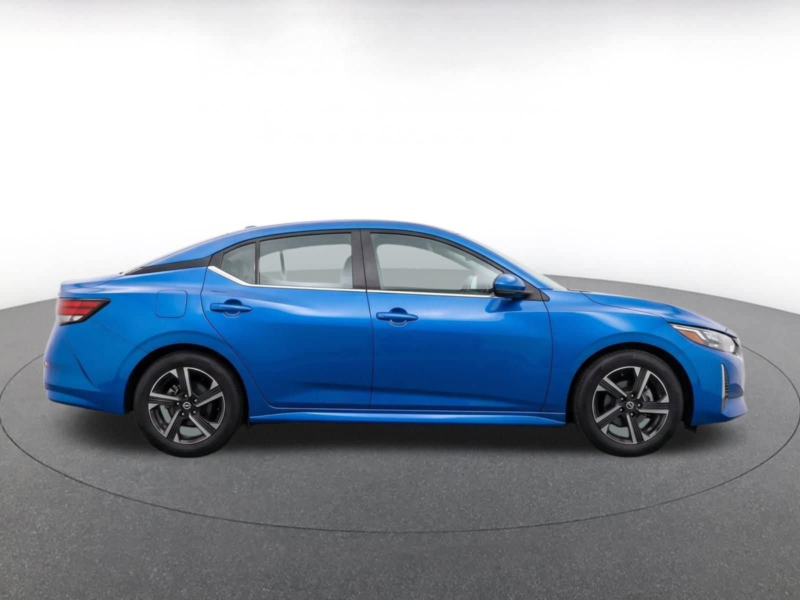 Thumbnail: 2025 Nissan Sentra - 14