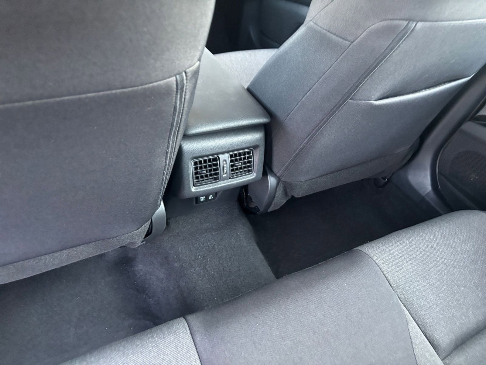 Thumbnail: 2025 Toyota Camry - 24