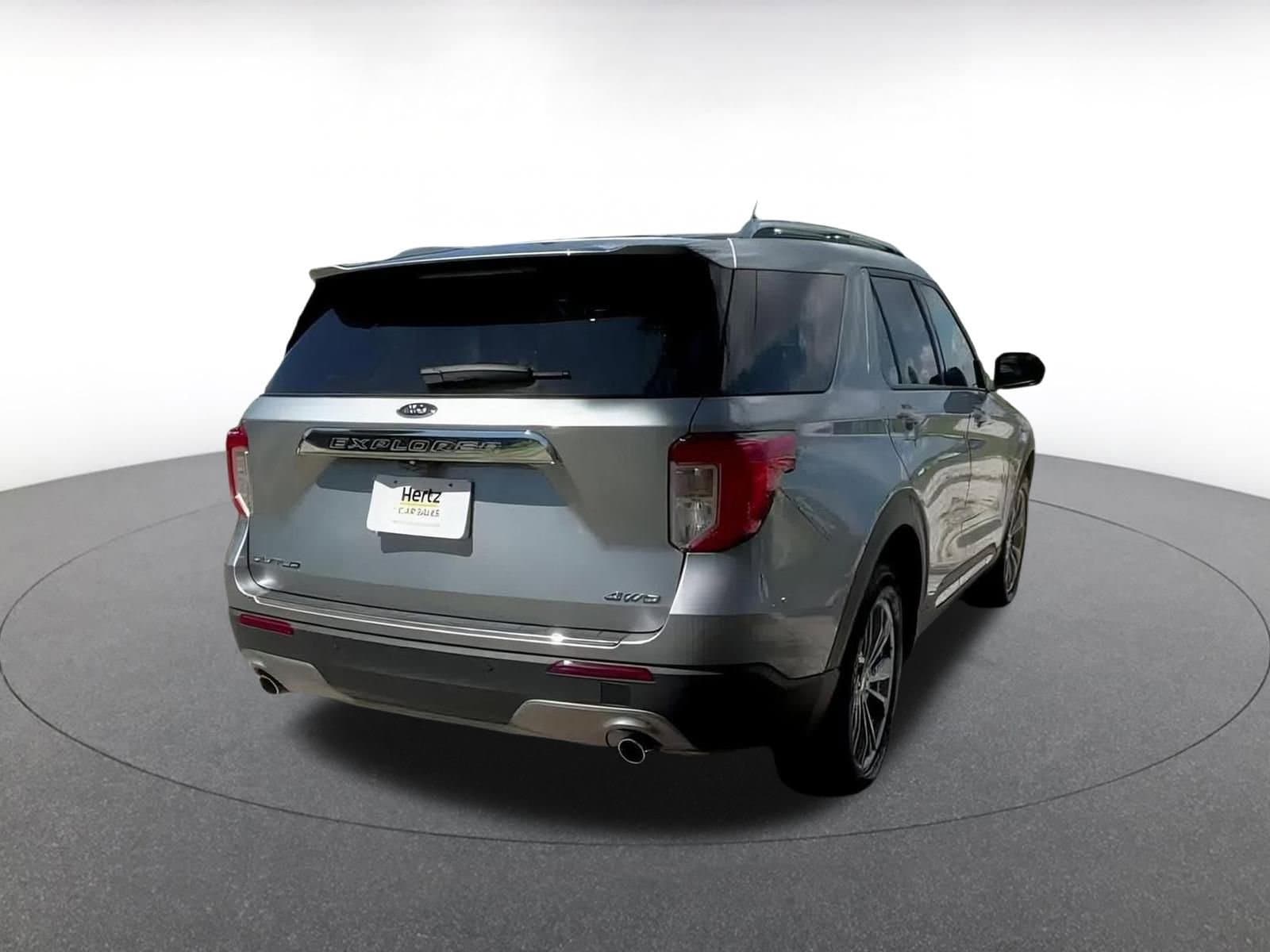 Thumbnail: 2023 Ford Explorer - 14