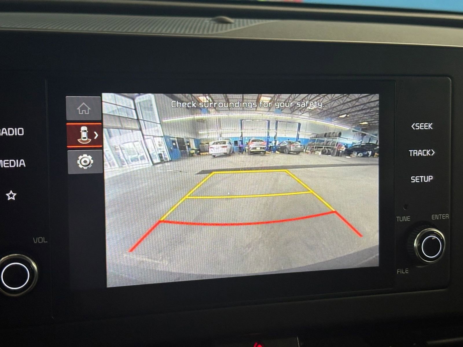 Thumbnail: 2025 Kia Sportage - 17