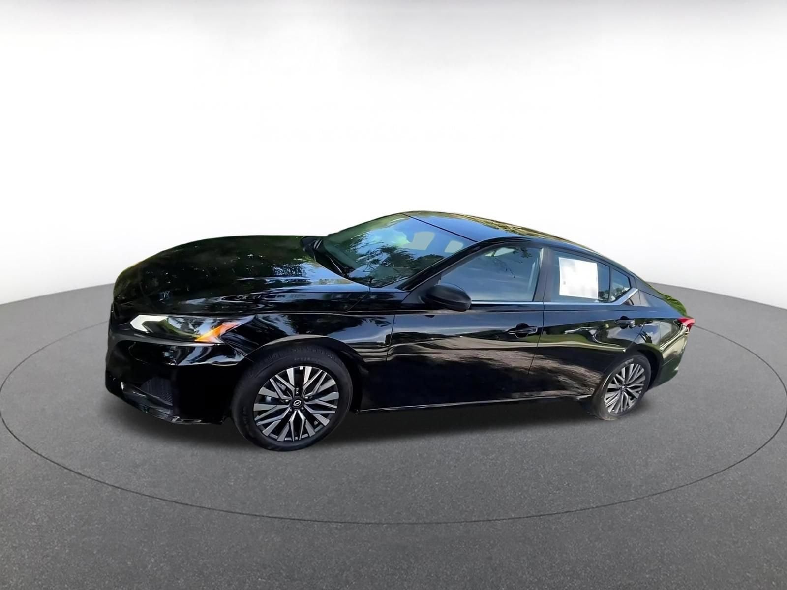 Thumbnail: 2026 Nissan Altima - 8