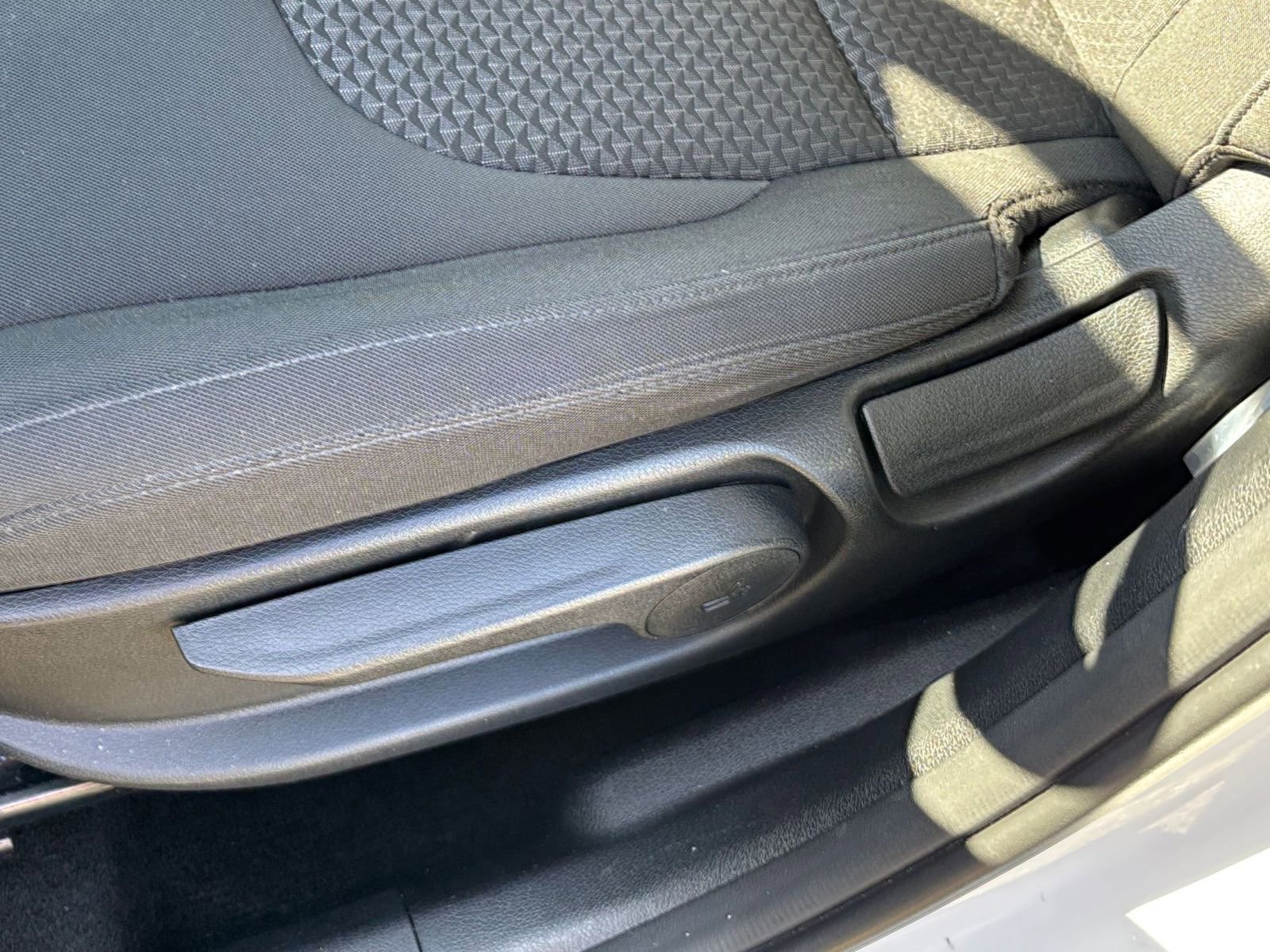 Thumbnail: 2025 Kia Sportage - 22