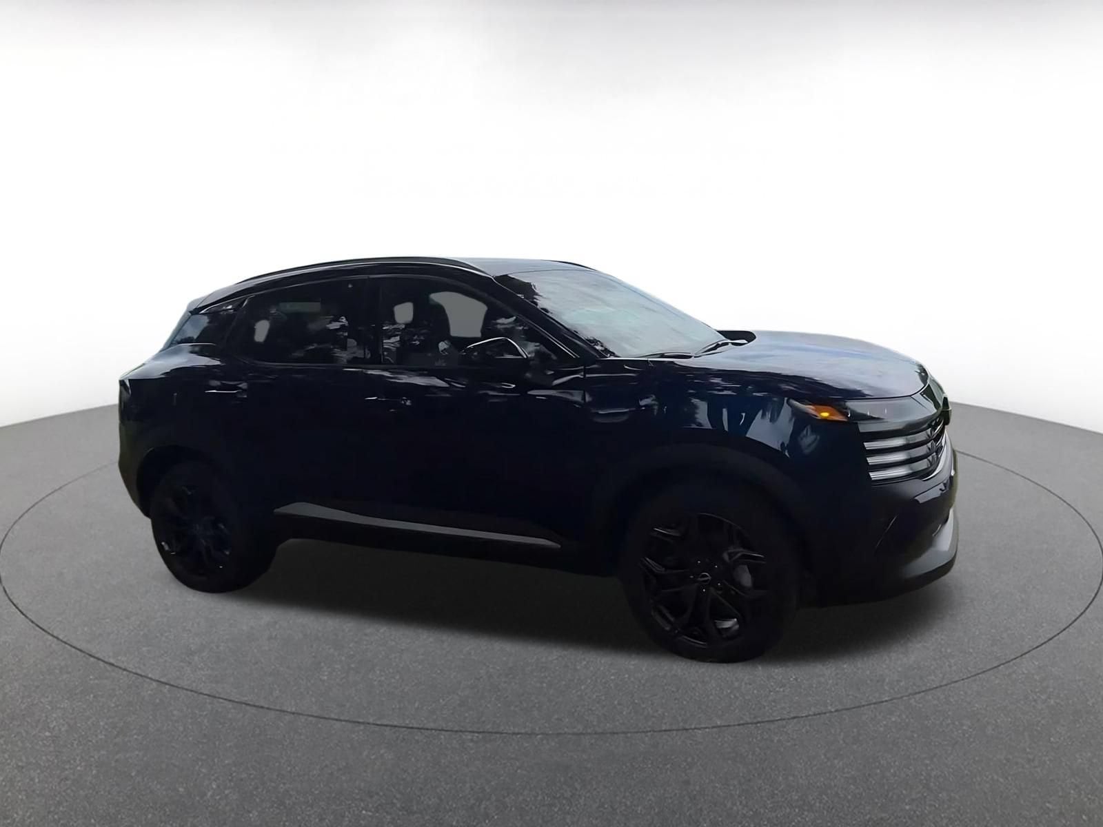 Thumbnail: 2026 Nissan Kicks - 3