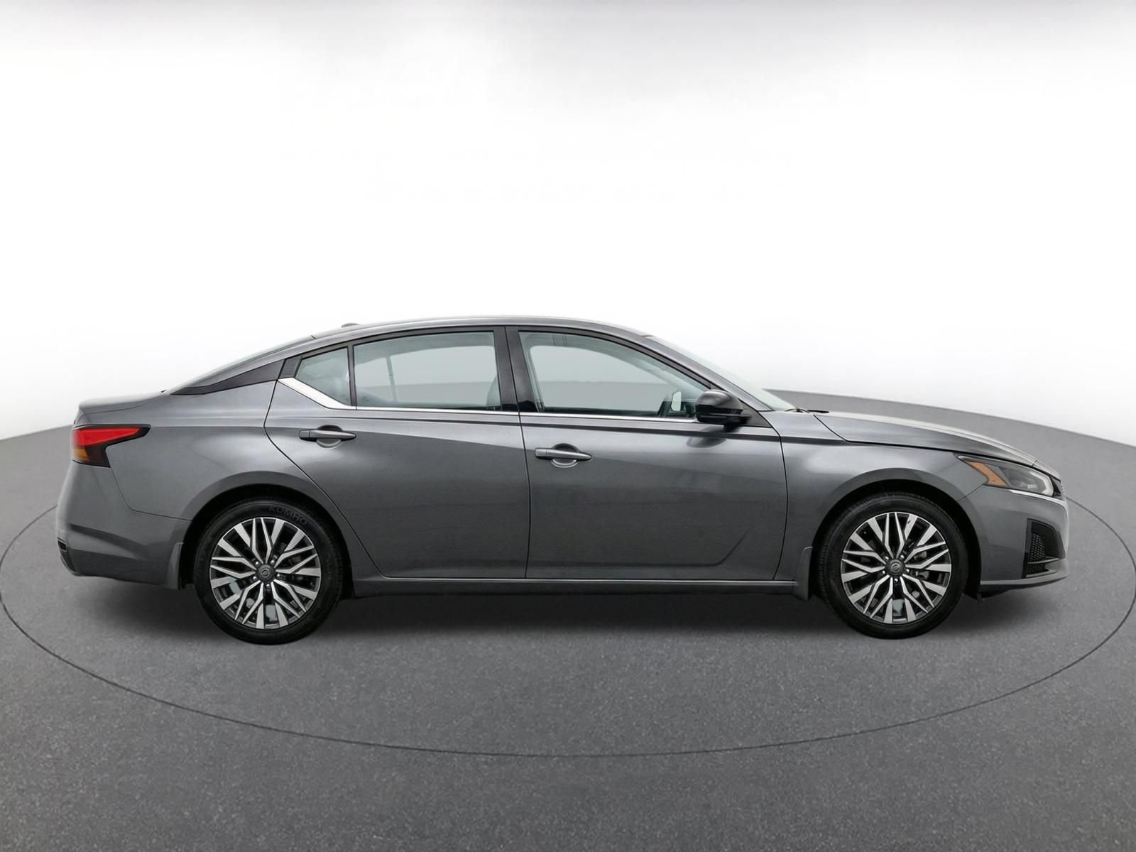 Thumbnail: 2025 Nissan Altima - 14