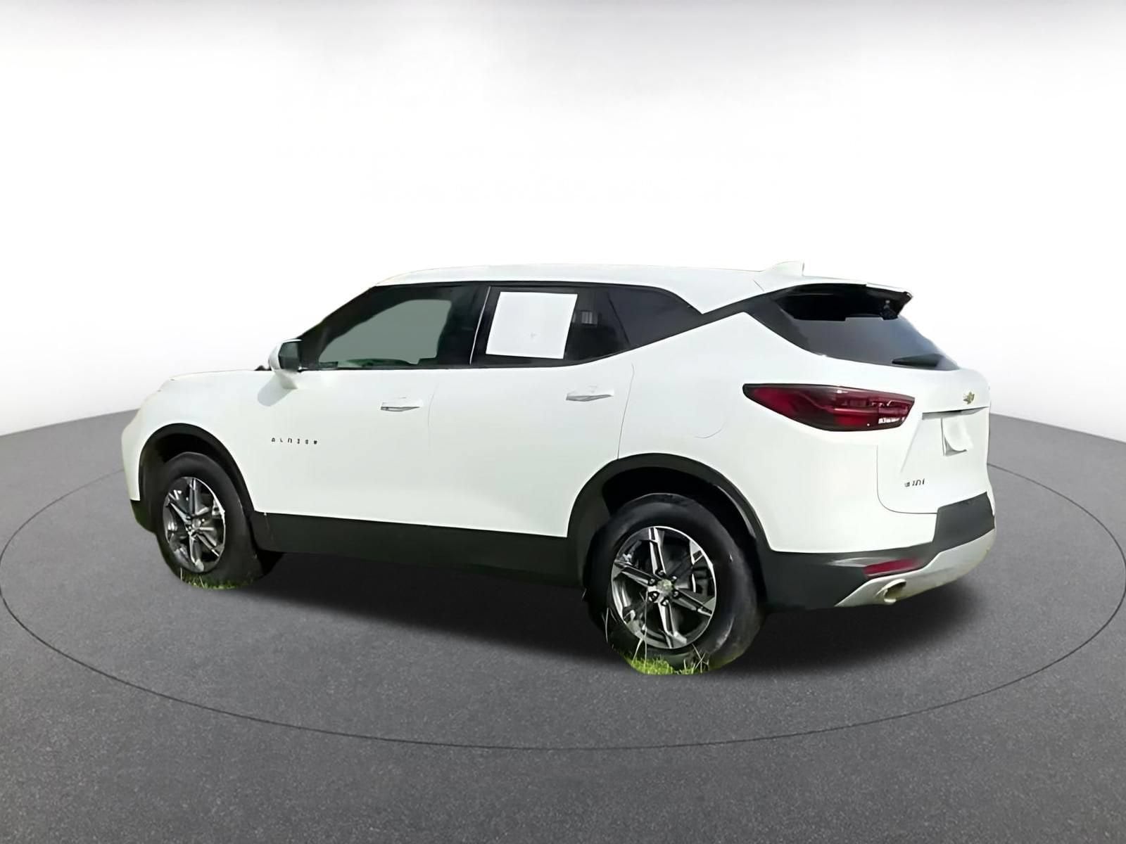 Thumbnail: 2025 Chevrolet Blazer - 9