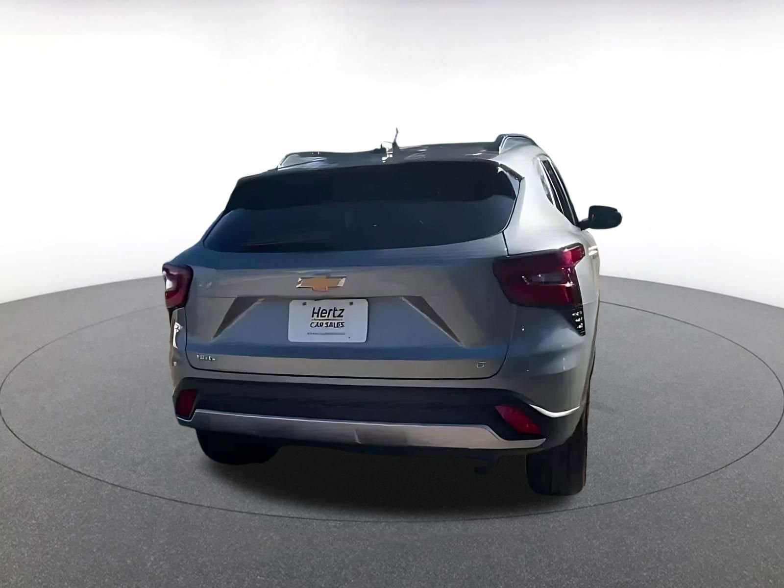 Thumbnail: 2025 Chevrolet Trax - 15