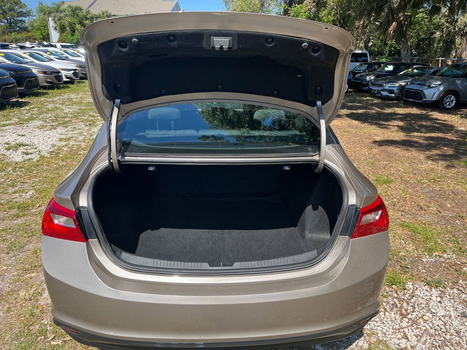 2023 Chevrolet Malibu LT 26