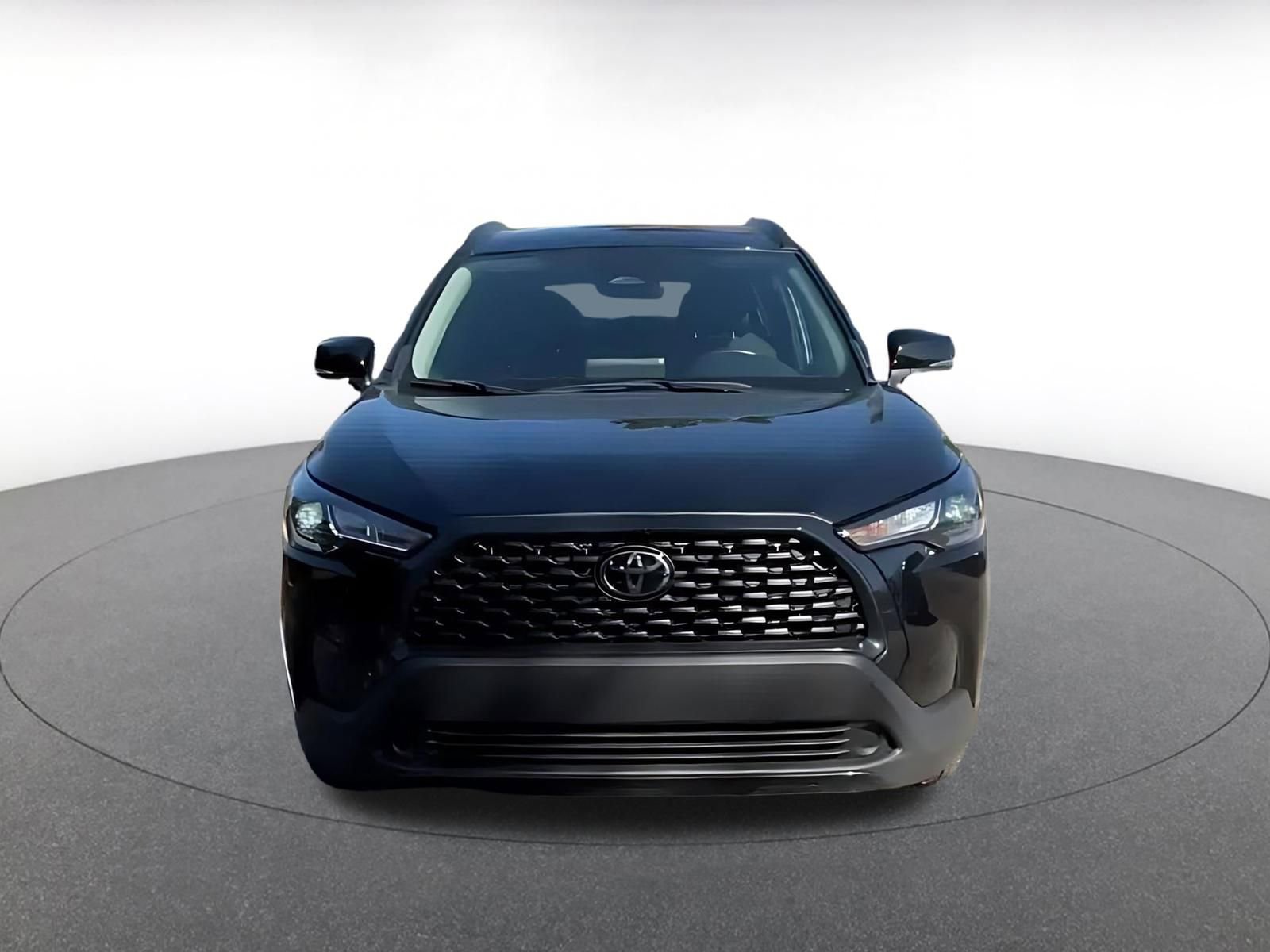 Thumbnail: 2025 Toyota Corolla Cross - 3