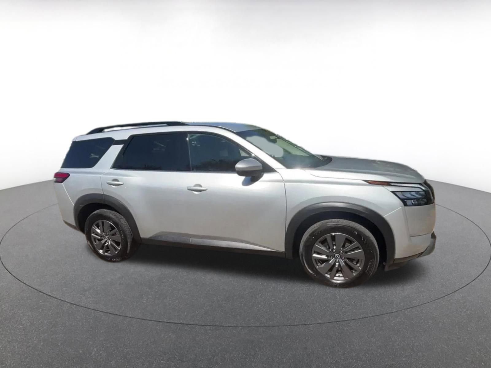 Thumbnail: 2025 Nissan Pathfinder - 3