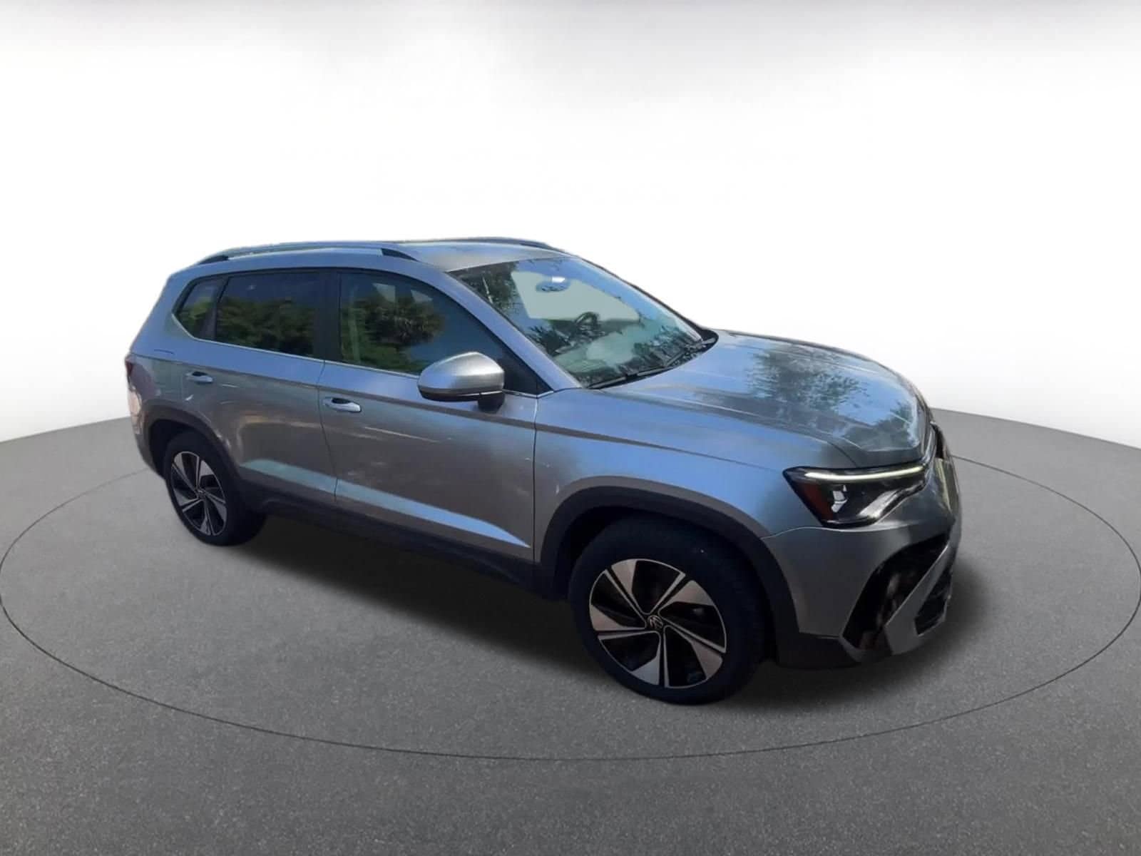 Thumbnail: 2025 Volkswagen Taos - 2