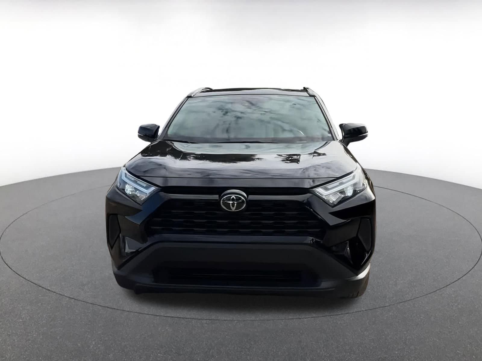 Thumbnail: 2025 Toyota RAV4 - 3