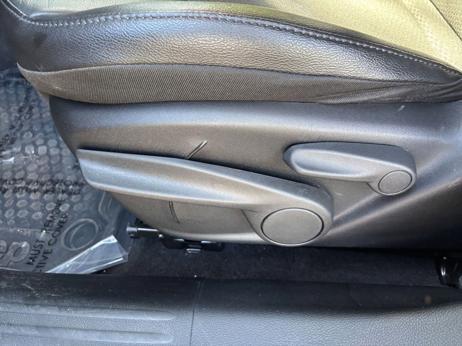 Thumbnail: 2025 Jeep Compass - 23