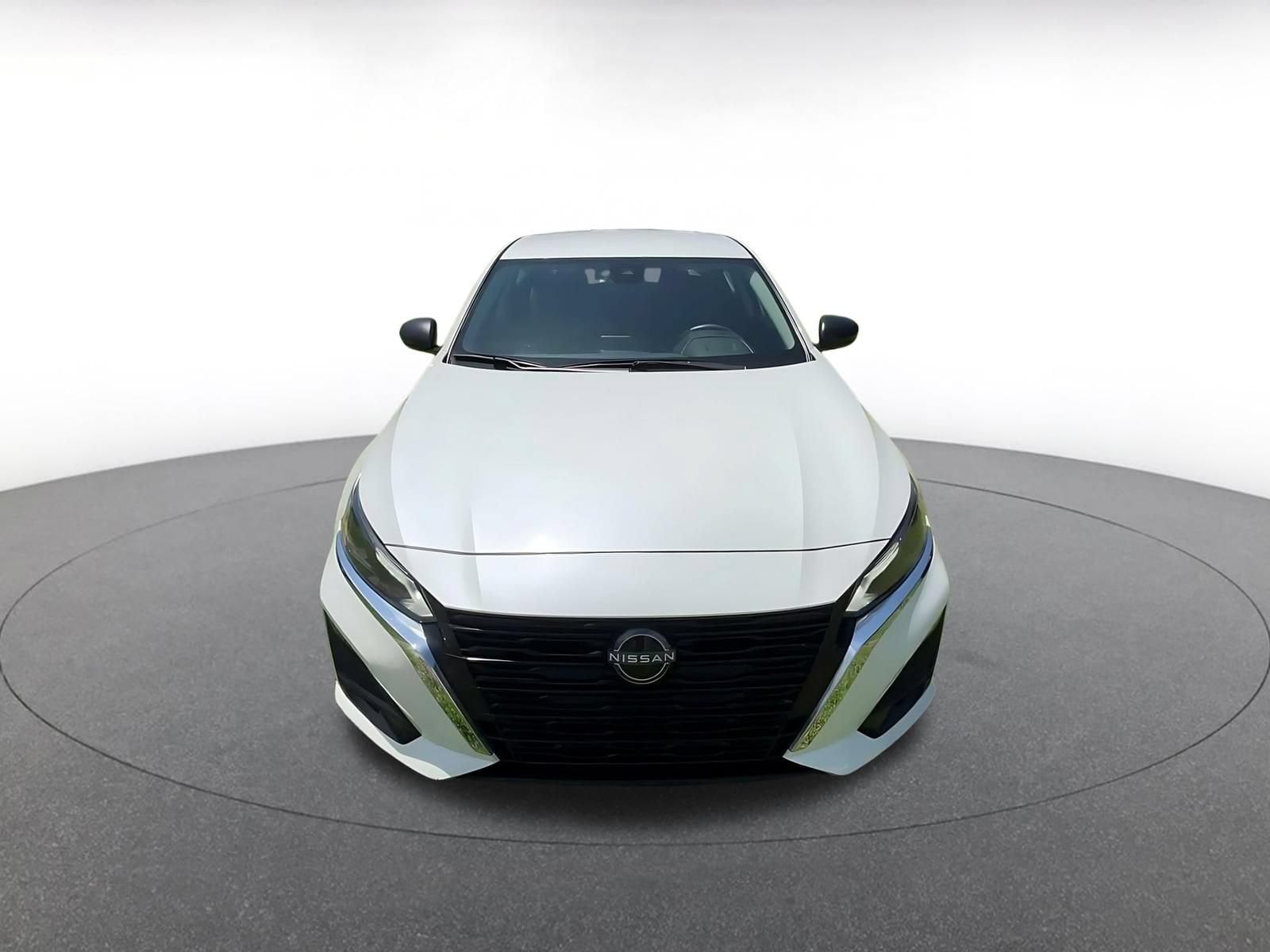 Thumbnail: 2025 Nissan Altima - 4