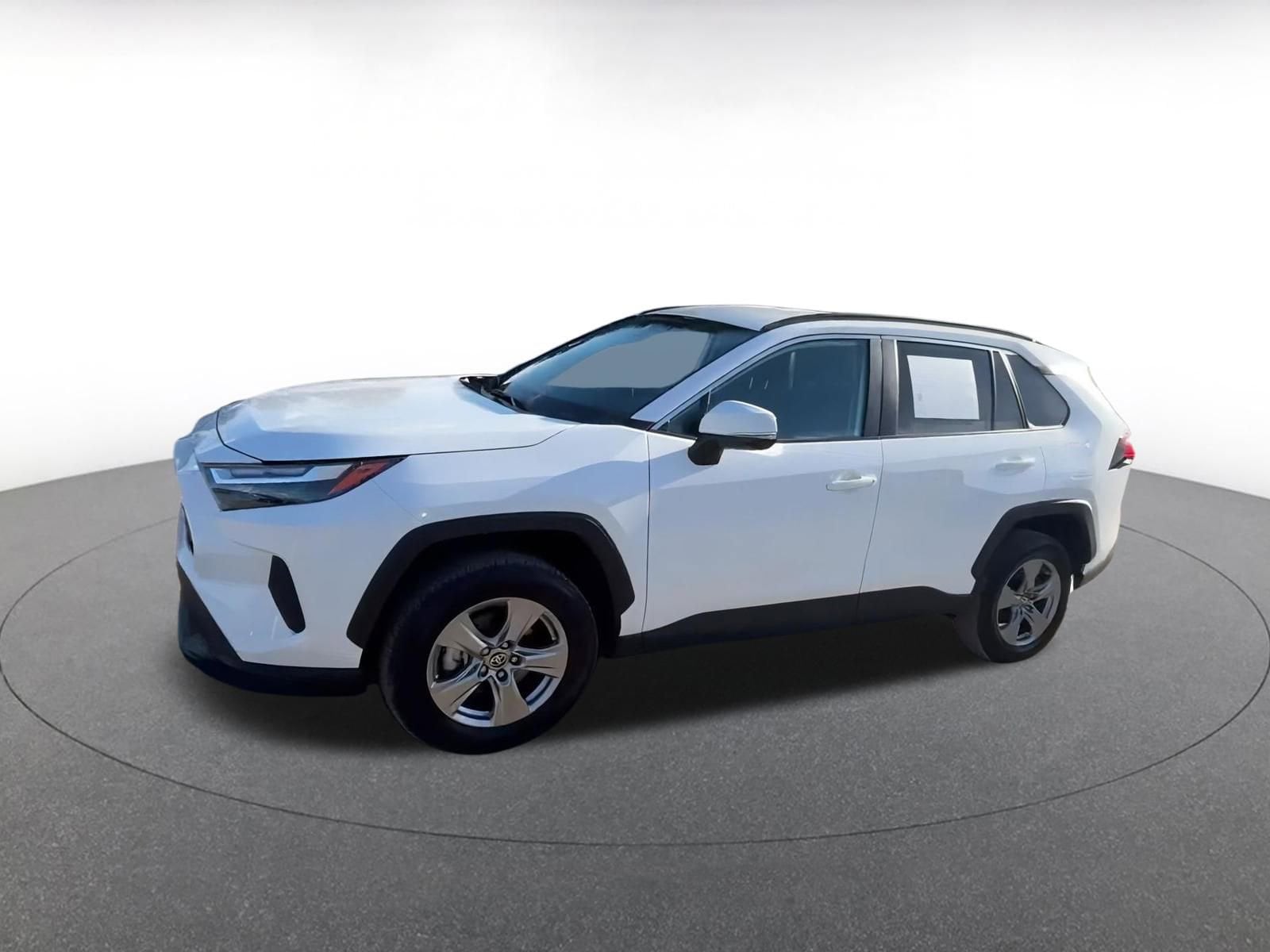 Thumbnail: 2025 Toyota RAV4 - 8