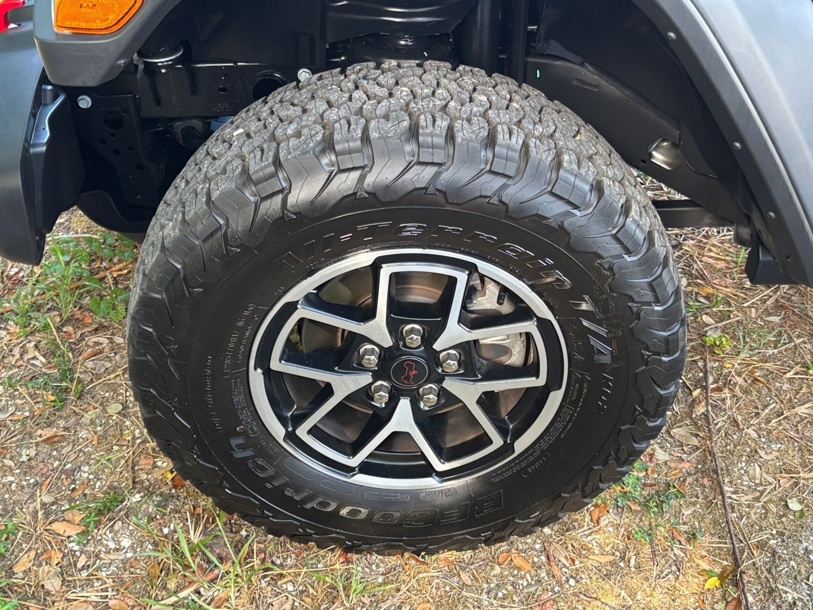 Thumbnail: 2025 Jeep Wrangler - 30