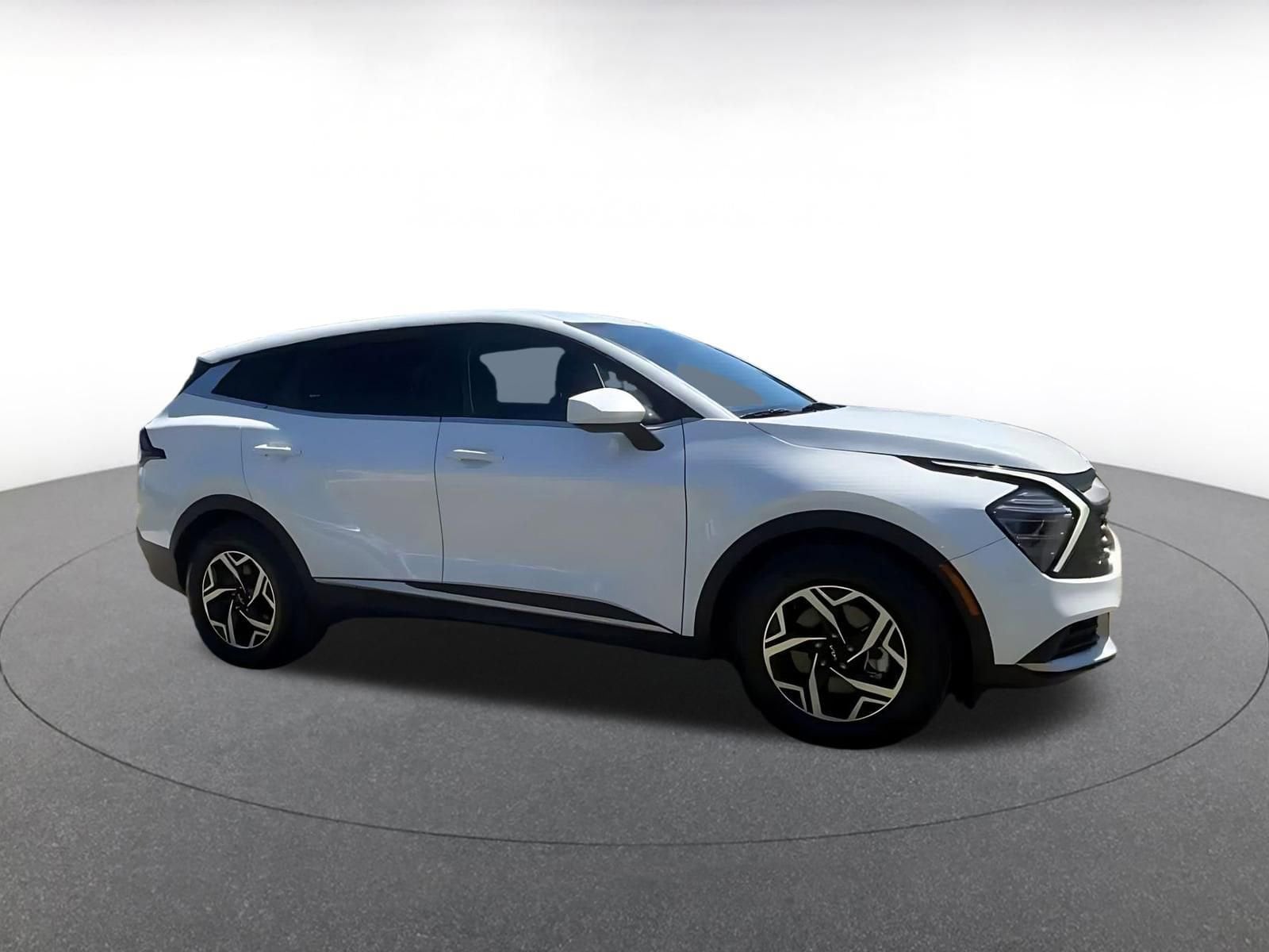 Thumbnail: 2025 Kia Sportage - 2