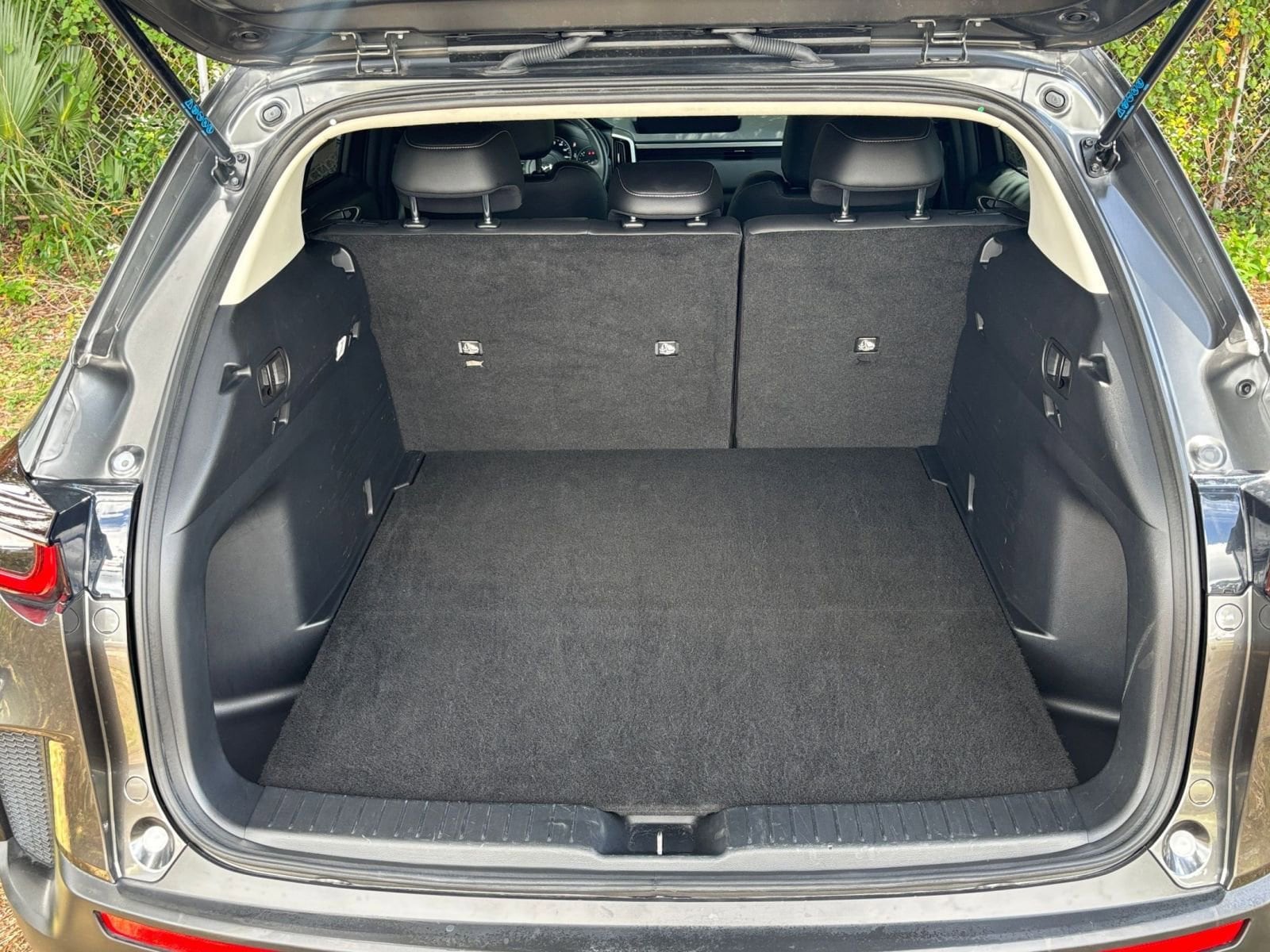 Thumbnail: 2025 Mazda CX-50 - 31