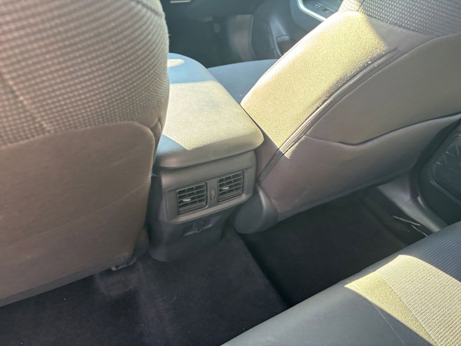 Thumbnail: 2025 Toyota RAV4 - 24