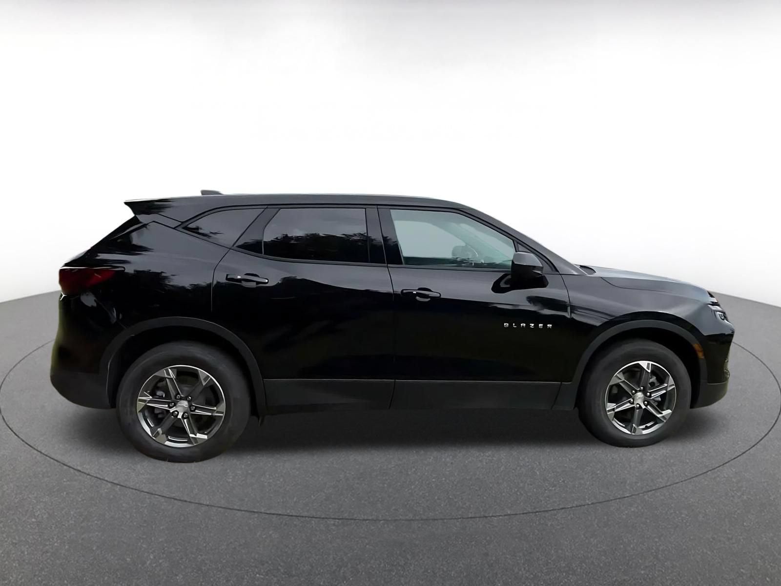 Thumbnail: 2025 Chevrolet Blazer - 13