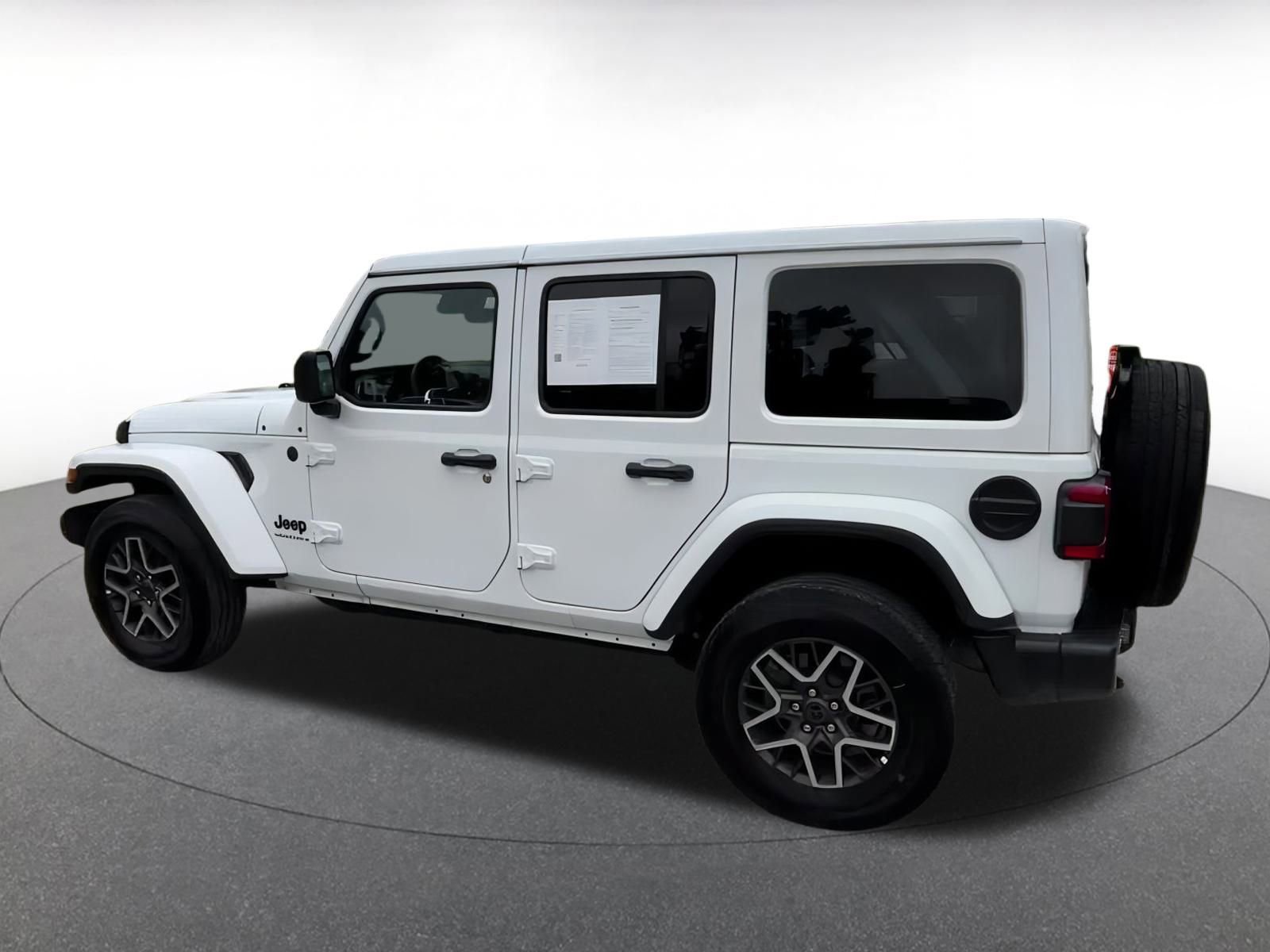 Thumbnail: 2025 Jeep Wrangler - 10