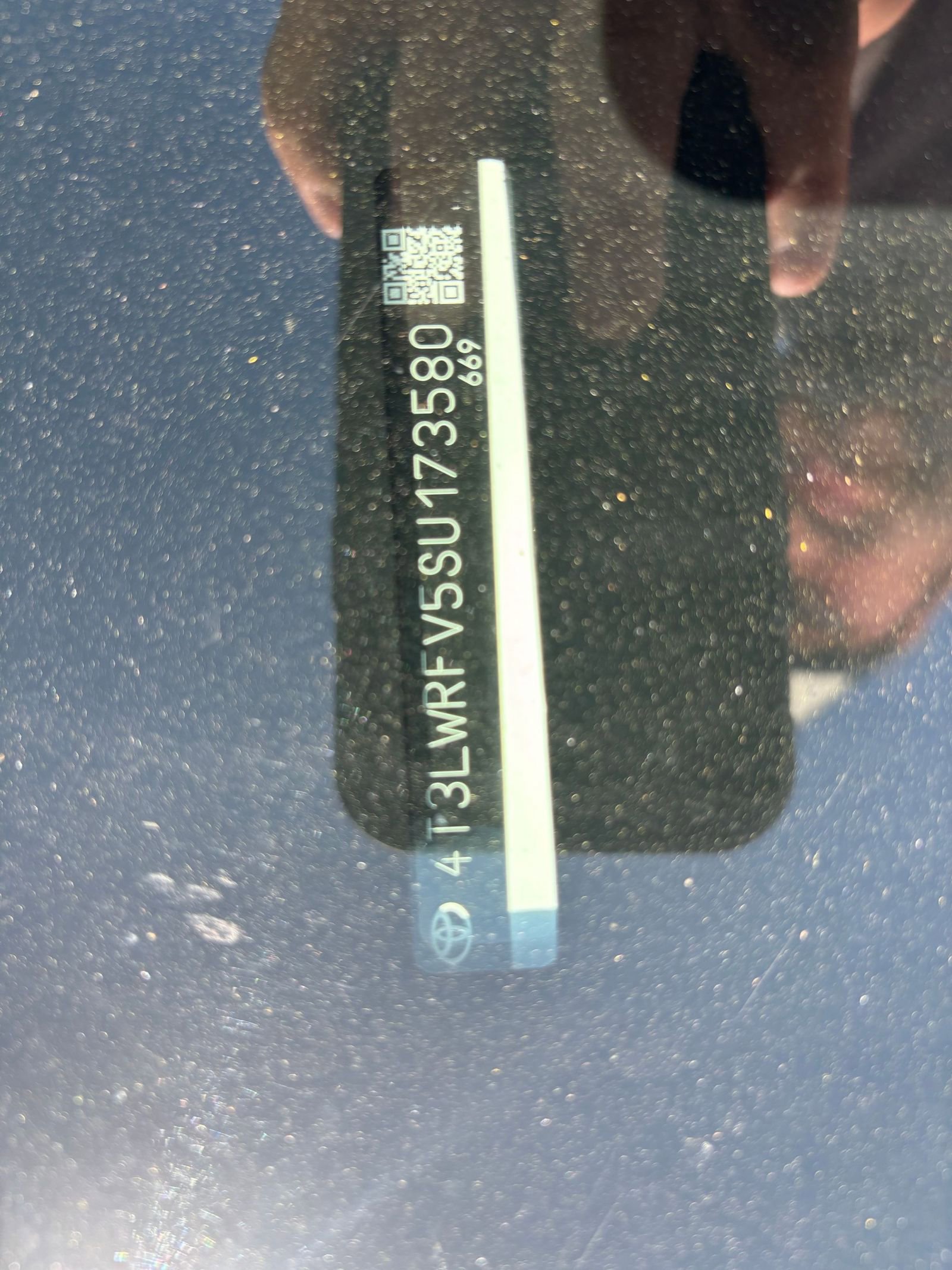 Thumbnail: 2025 Toyota RAV4 - 9