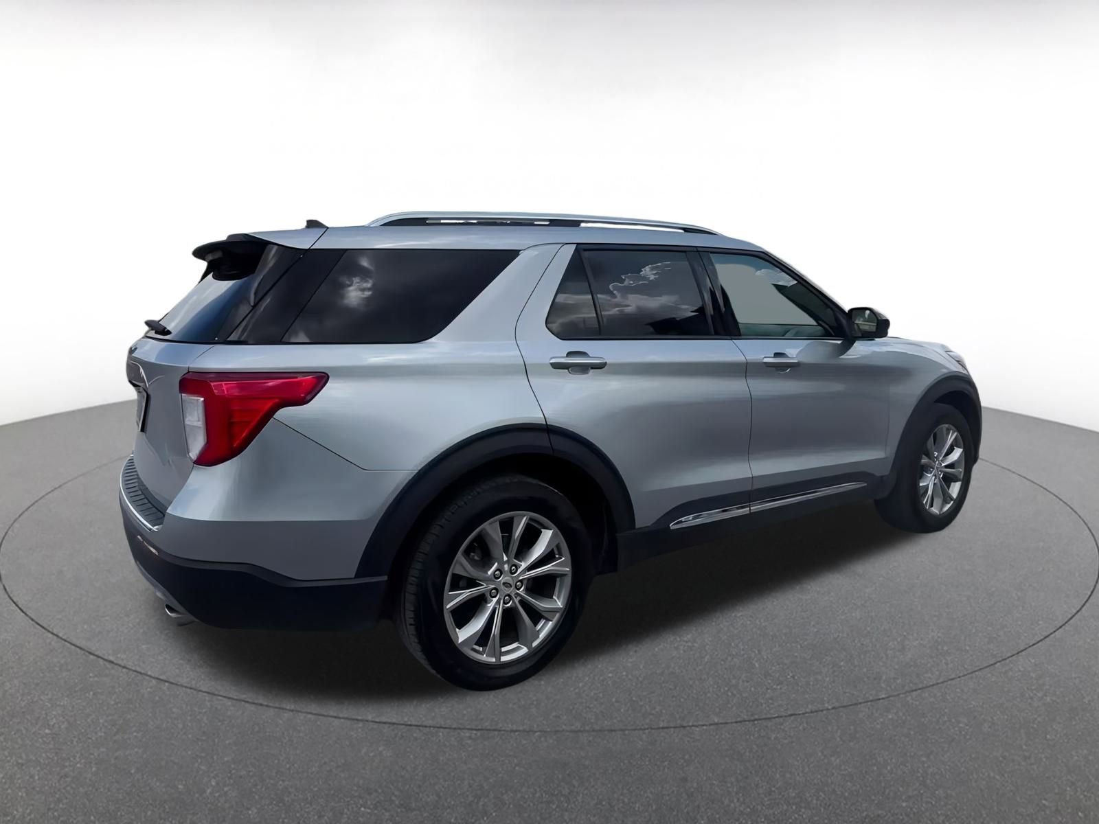 Thumbnail: 2023 Ford Explorer - 14
