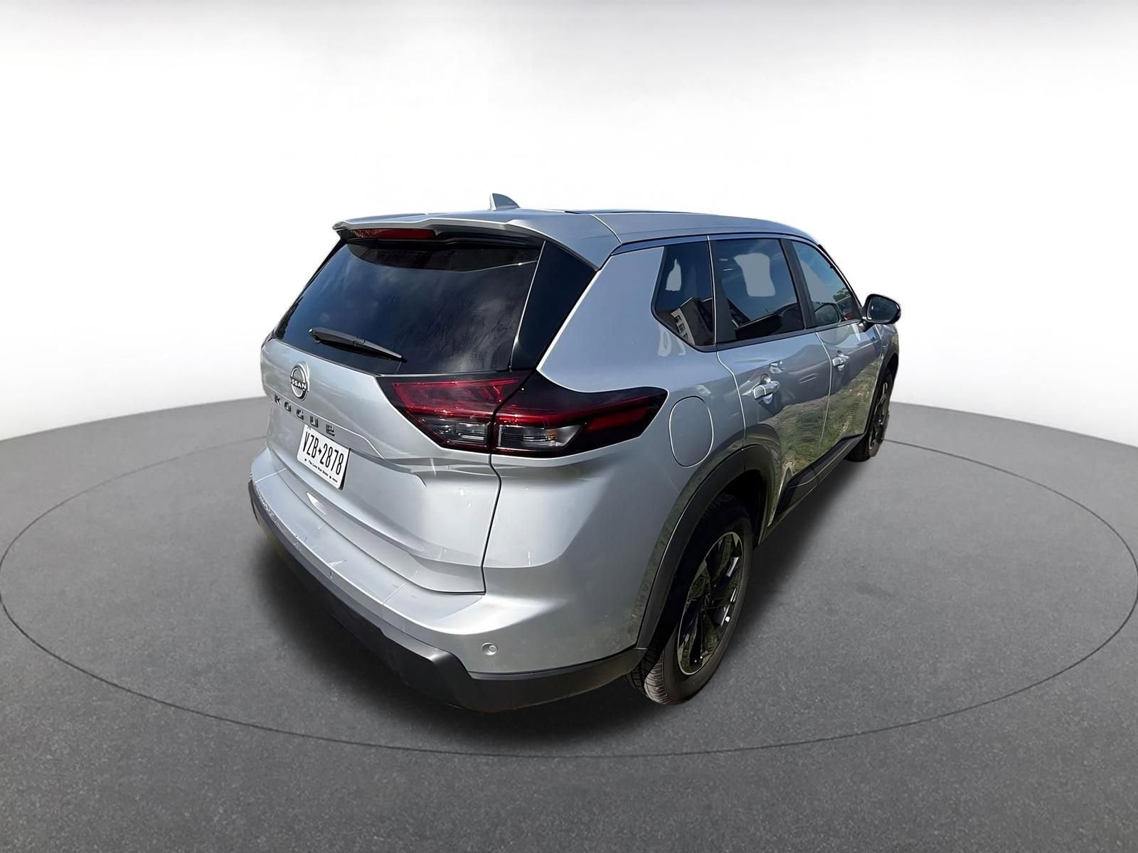Thumbnail: 2025 Nissan Rogue - 6