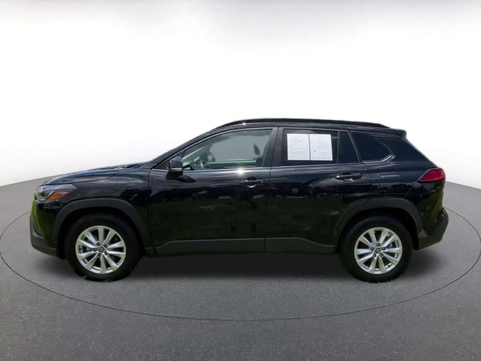 Thumbnail: 2024 Toyota Corolla Cross - 6