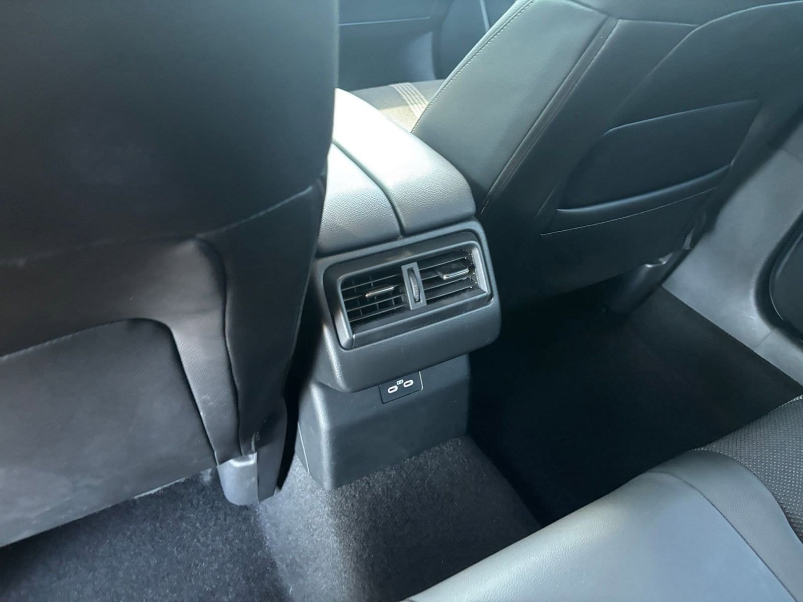 Thumbnail: 2025 Mazda CX-50 - 24