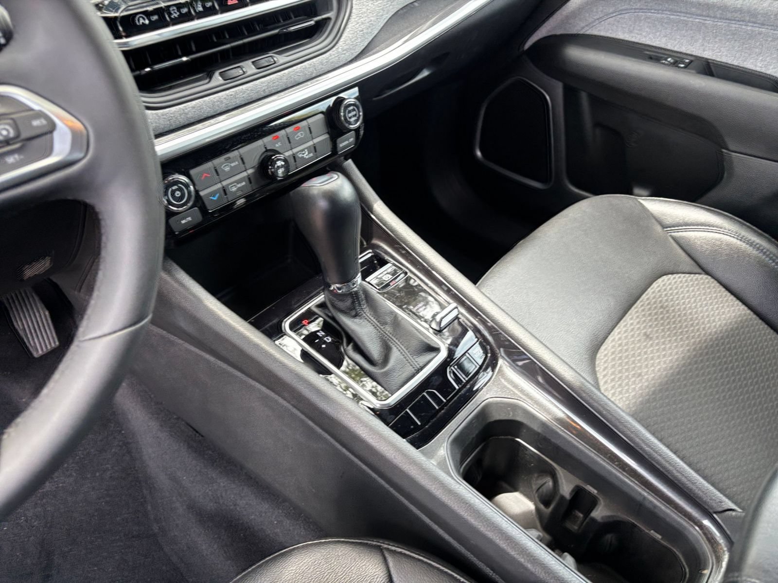 Thumbnail: 2025 Jeep Compass - 35