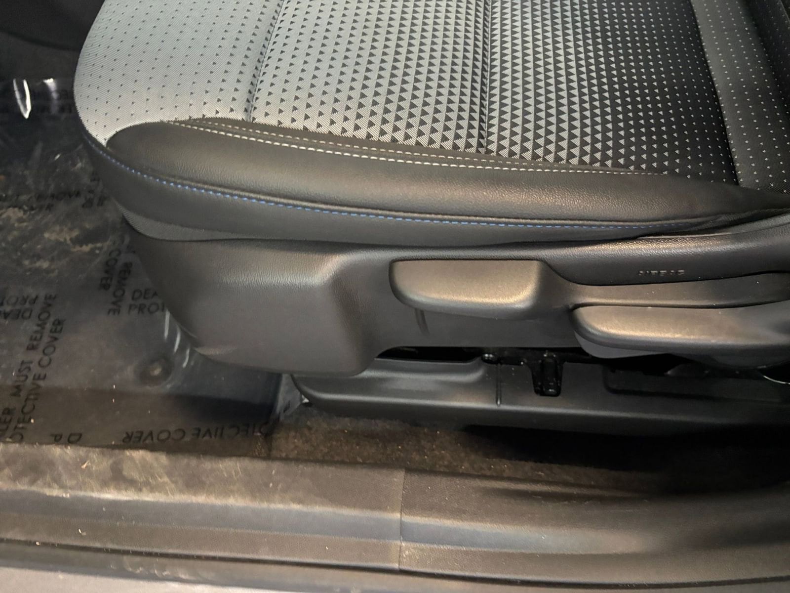 Thumbnail: 2025 Chevrolet Trax - 23