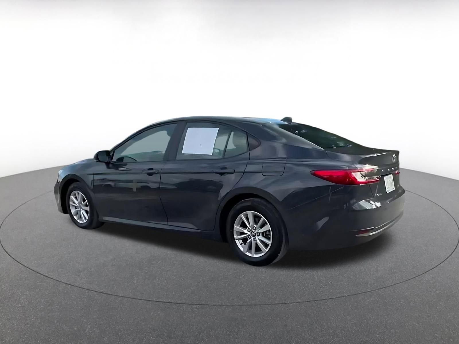 Thumbnail: 2025 Toyota Camry - 10