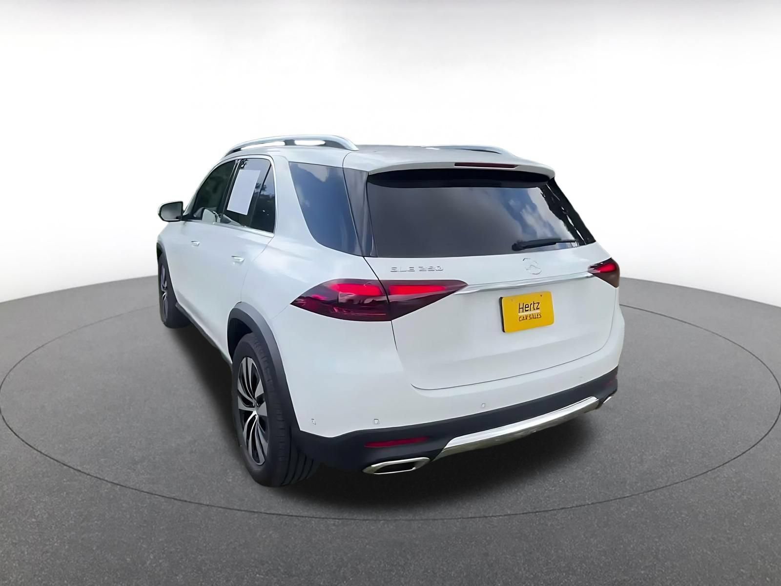 Thumbnail: 2026 Mercedes-Benz GLE - 10