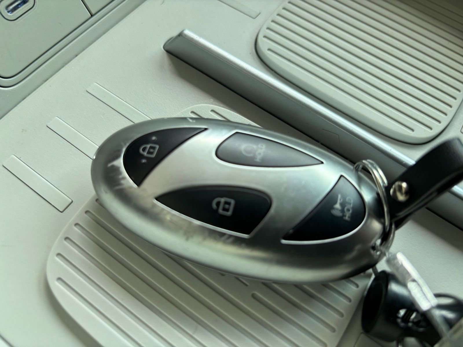 Thumbnail: 2025 Hyundai Santa Fe - 22
