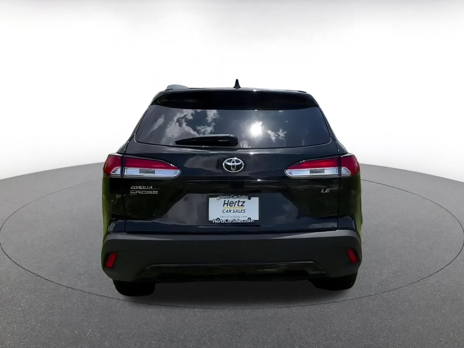 Thumbnail: 2024 Toyota Corolla Cross - 9