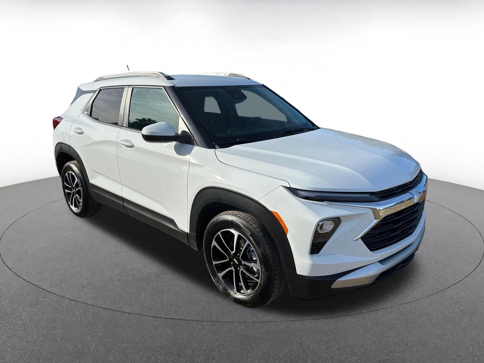 Thumbnail: 2025 Chevrolet TrailBlazer - 1