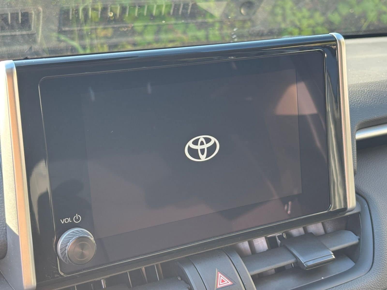 Thumbnail: 2025 Toyota RAV4 - 21